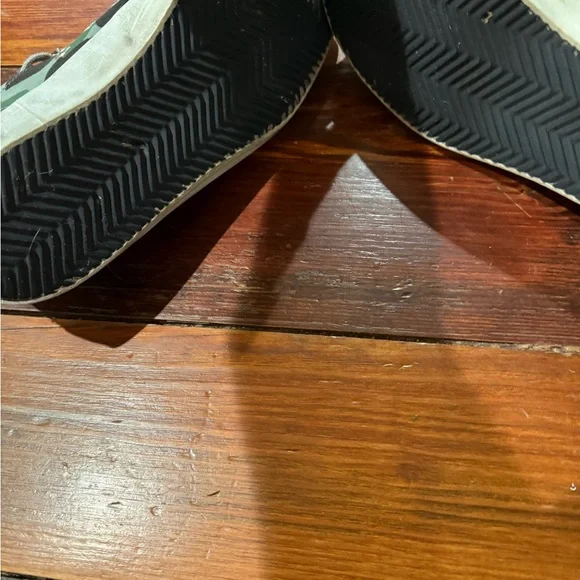 Golden Goose Camouflage Sneakers with Black Trim - Picture 2 of 5